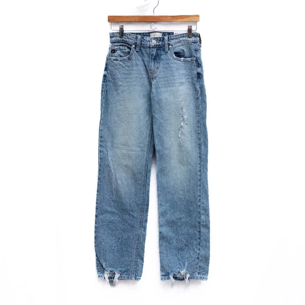 KanCan Jeans 3/25 Mid Rise True Straight Light‎ Wash Distressed Denim NWT